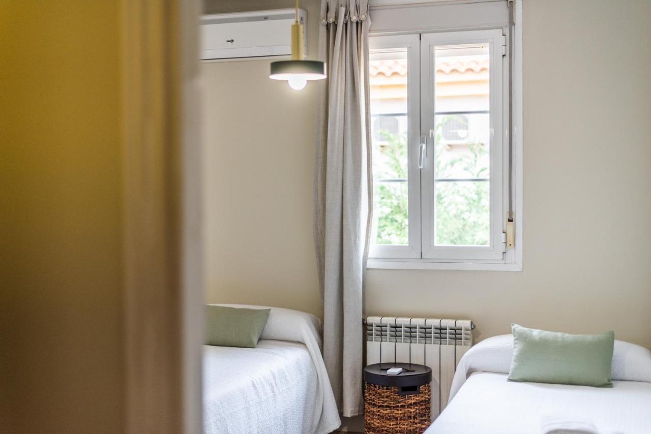 Tuguest Grisolia House - Free Parking Армилья Экстерьер фото
